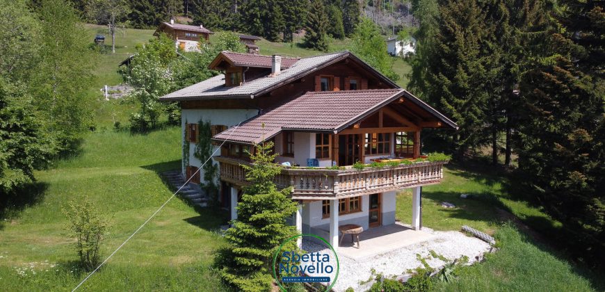 VILLA SINGOLA IN MONTAGNA