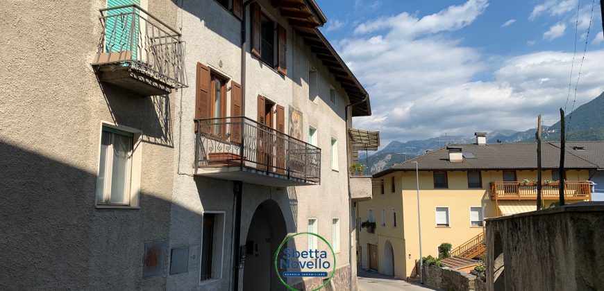 PORZIONE DI CASA CON ORTO A SELVA DI LEVICO