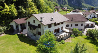 CASA SINGOLA CON GIARDINO E TERRAZZO