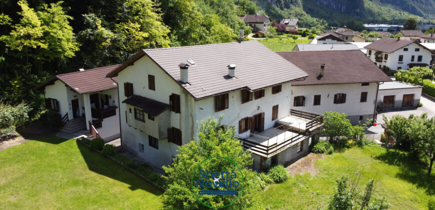 CASA SINGOLA CON GIARDINO E TERRAZZO