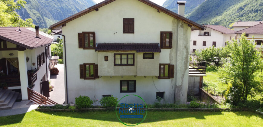 CASA SINGOLA CON GIARDINO E TERRAZZO