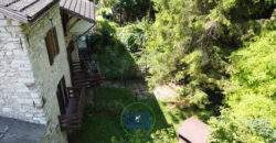 PORZIONE DI CASA CON GIARDINO