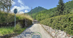 PORZIONE DI CASA CON GIARDINO