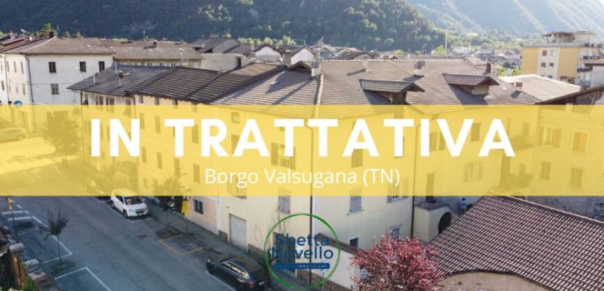 APPARTAMENTO IN CENTRO CON AVVOLTI E GARAGE