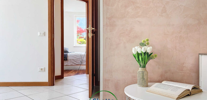 APPARTAMENTO DUE CAMERE CON GIARDINO E TERRAZZO