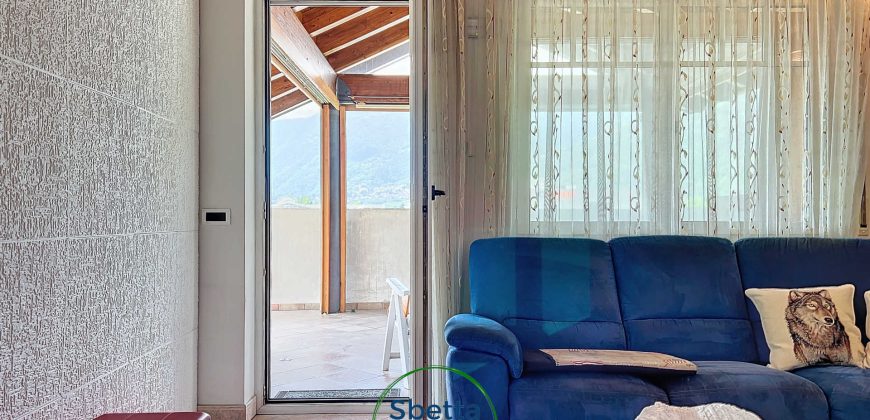 APPARTAMENTO IN BIFAMILIARE CON GIARDINO