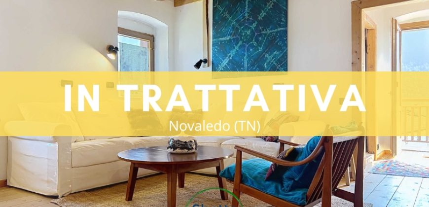 INDIPENDENTE E DI CARATTERE