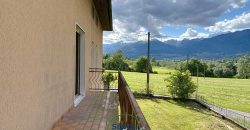 CASA SINGOLA NELLA NATURA