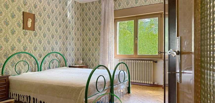 CASA SINGOLA NELLA NATURA