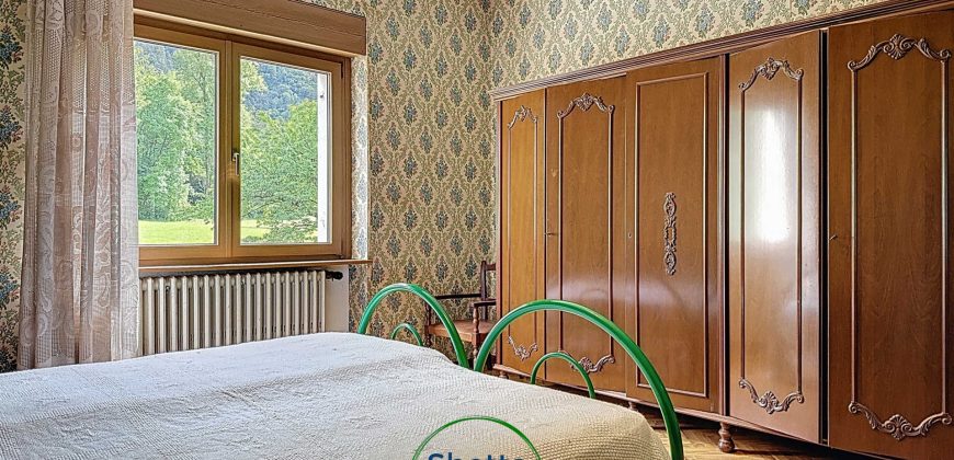CASA SINGOLA NELLA NATURA