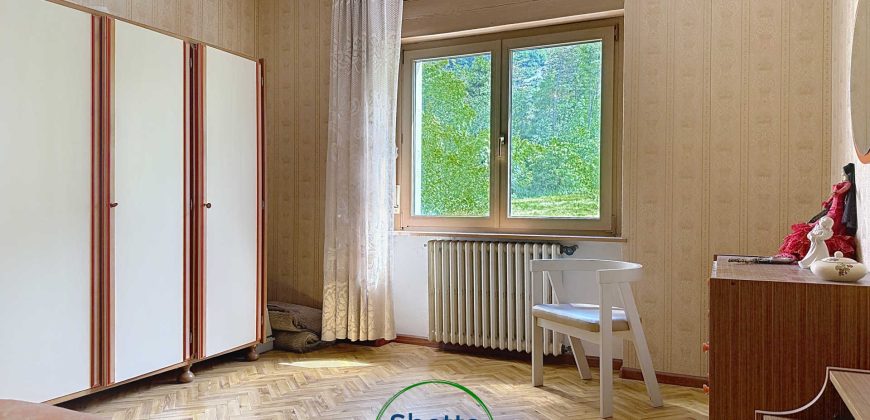 CASA SINGOLA NELLA NATURA