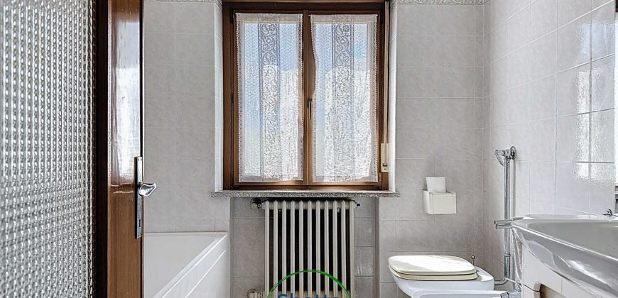 CASA SINGOLA NELLA NATURA