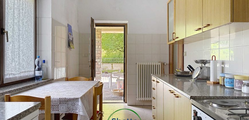 CASA SINGOLA NELLA NATURA