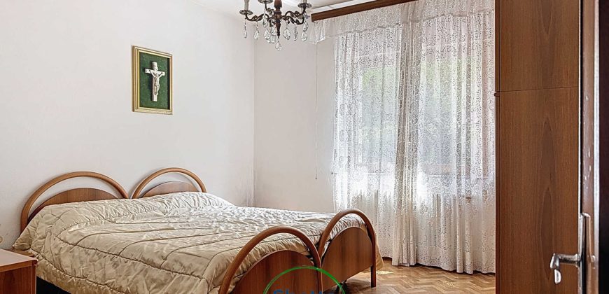CASA SINGOLA NELLA NATURA