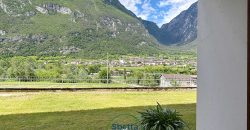 CASA SINGOLA NELLA NATURA