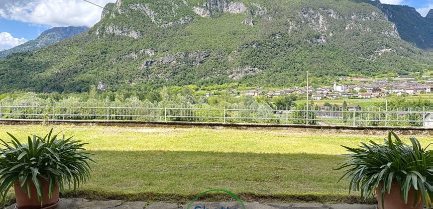 CASA SINGOLA NELLA NATURA