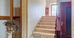 CASA SINGOLA NELLA NATURA