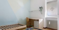 APPARTAMENTO CON TRE CAMERE IN CENTRO