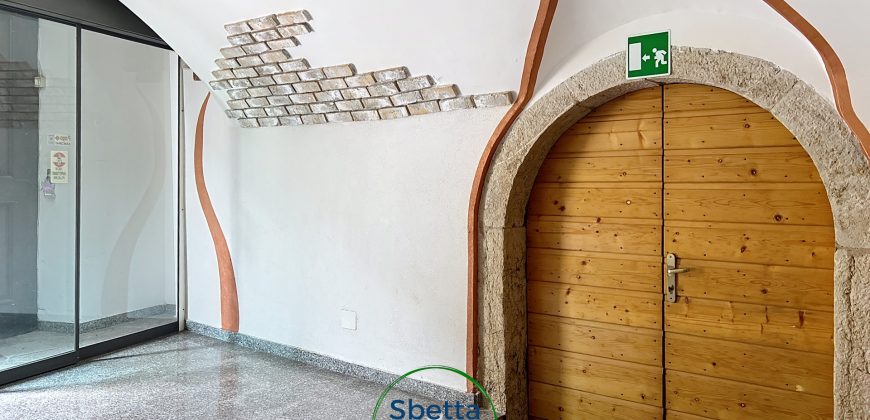 APPARTAMENTO CON TRE CAMERE IN CENTRO