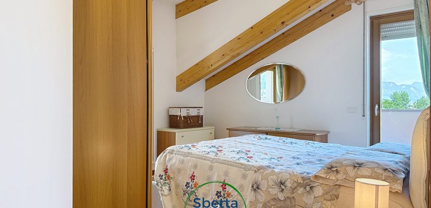 BILOCALE CON TERRAZZO A VELA