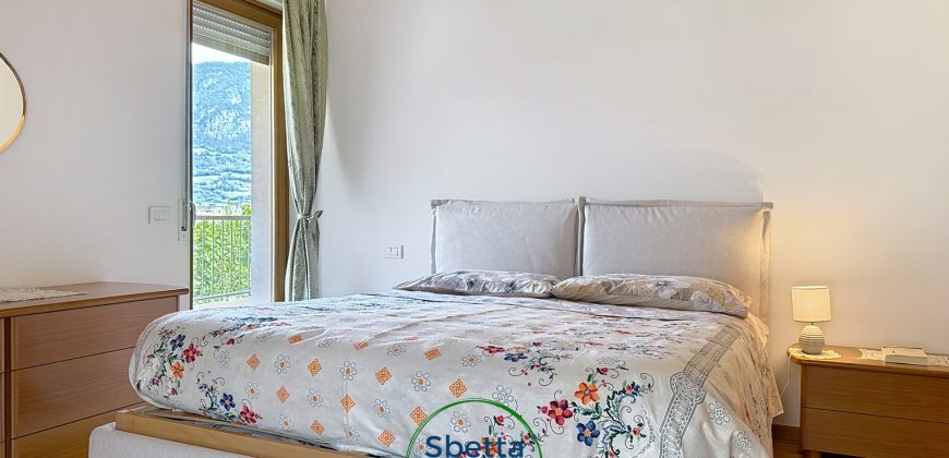 BILOCALE CON TERRAZZO A VELA