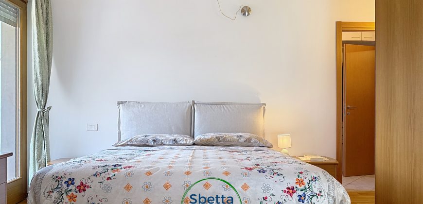 BILOCALE CON TERRAZZO A VELA