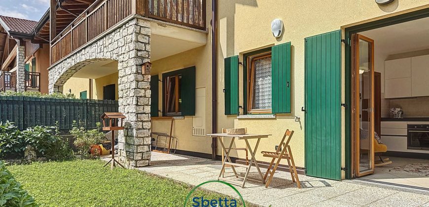 BILOCALE CON GIARDINO E GARAGE A BESENELLO