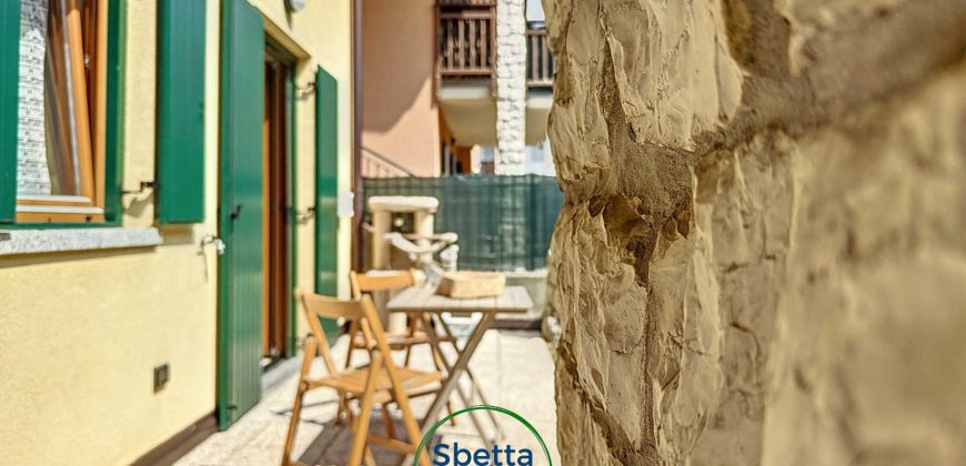BILOCALE CON GIARDINO E GARAGE A BESENELLO
