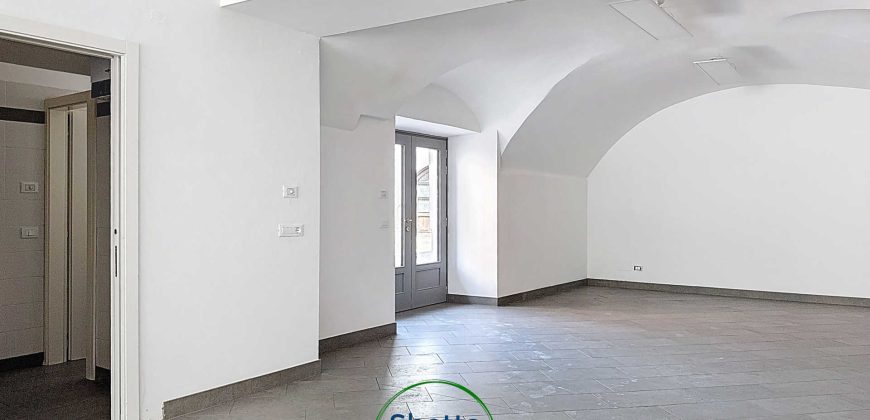 NEGOZIO-UFFICIO