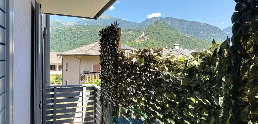 APPARTAMENTO CON DUE CAMERE E DUE GARAGE