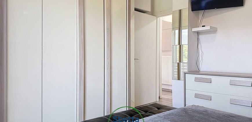 APPARTAMENTO CON DUE CAMERE E DUE GARAGE