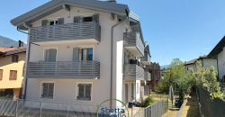 APPARTAMENTO CON DUE CAMERE E DUE GARAGE