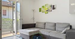 APPARTAMENTO CON DUE CAMERE E DUE GARAGE