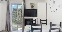 APPARTAMENTO CON DUE CAMERE E DUE GARAGE
