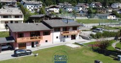 CASA BIFAMILIARE CON GIARDINO