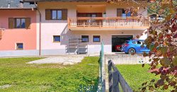 CASA BIFAMILIARE CON GIARDINO