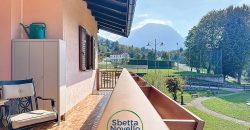 CASA BIFAMILIARE CON GIARDINO