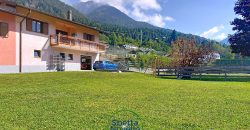 CASA BIFAMILIARE CON GIARDINO