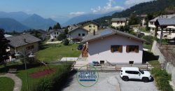 CASA BIFAMILIARE CON GIARDINO