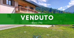 CASA BIFAMILIARE CON GIARDINO