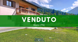 CASA BIFAMILIARE CON GIARDINO