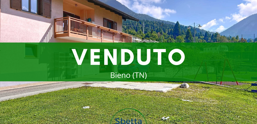 CASA BIFAMILIARE CON GIARDINO