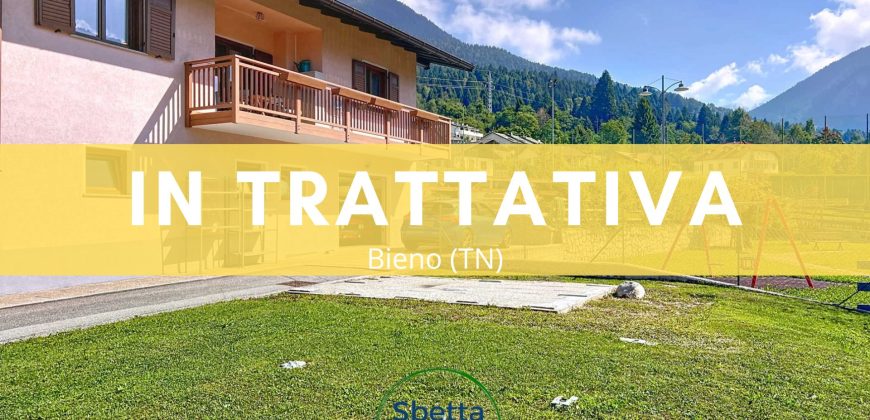 CASA BIFAMILIARE CON GIARDINO