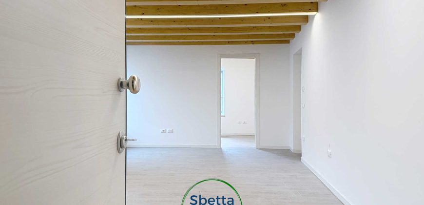 2 STANZE CON GARAGE