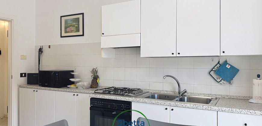 MINI APPARTAMENTO CON GARAGE E CANTINA