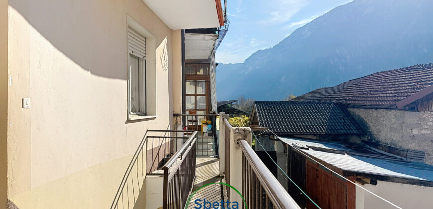 PORZIONE DI CASA TERRACIELO