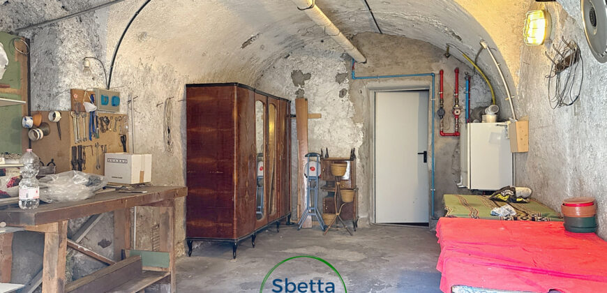 PORZIONE DI CASA TERRACIELO