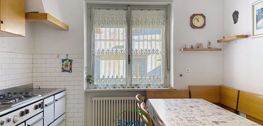 PORZIONE DI CASA TERRACIELO