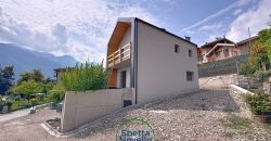 CASA A SCHIERA | NUOVA COSTRUZIONE