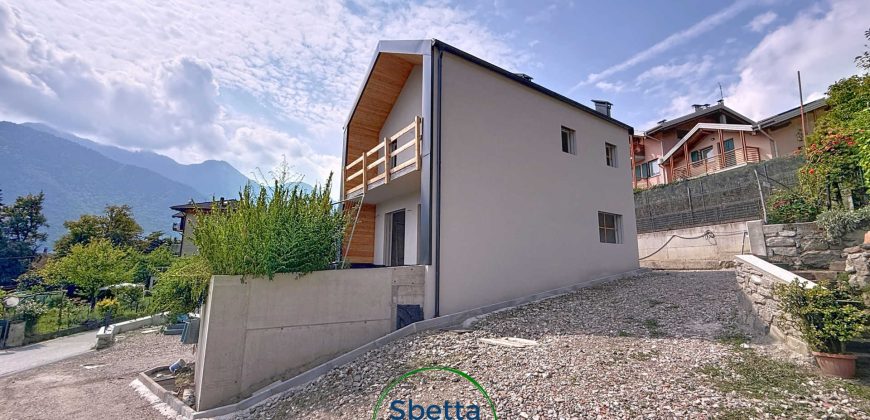 CASA A SCHIERA | NUOVA COSTRUZIONE